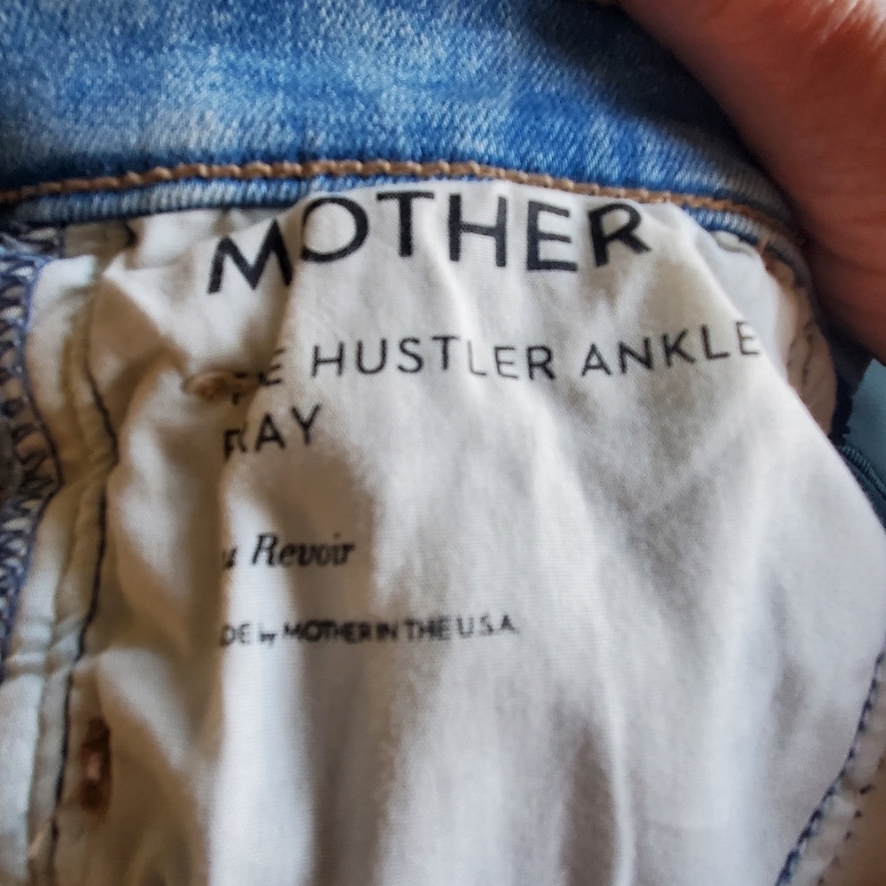 MOTHER THE HUSTLER ANKLE FRAY SZ 25. STRAIGHT LEG LIGHT WASH. CROP - Picture 5 of 7